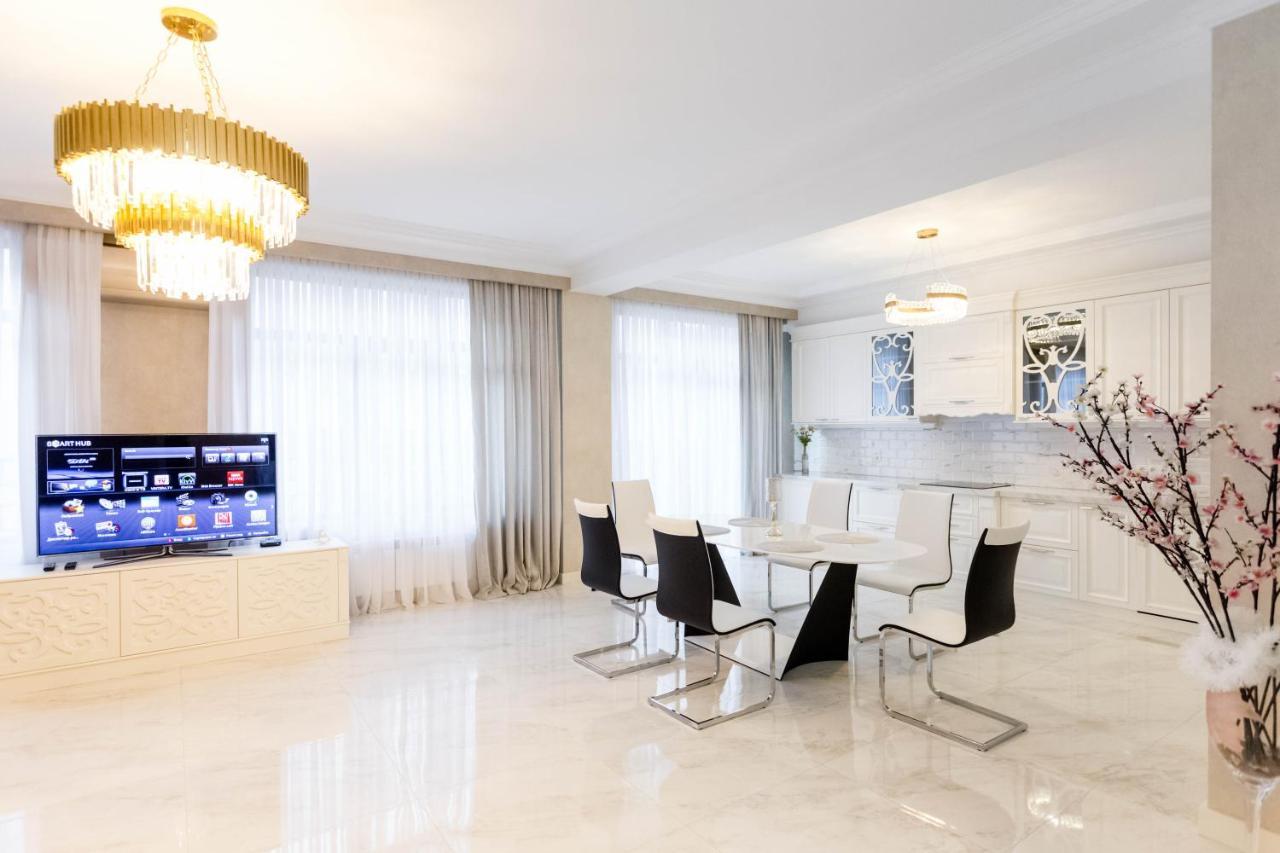 דירות טביליסי Luxury Landing IV מראה חיצוני תמונה