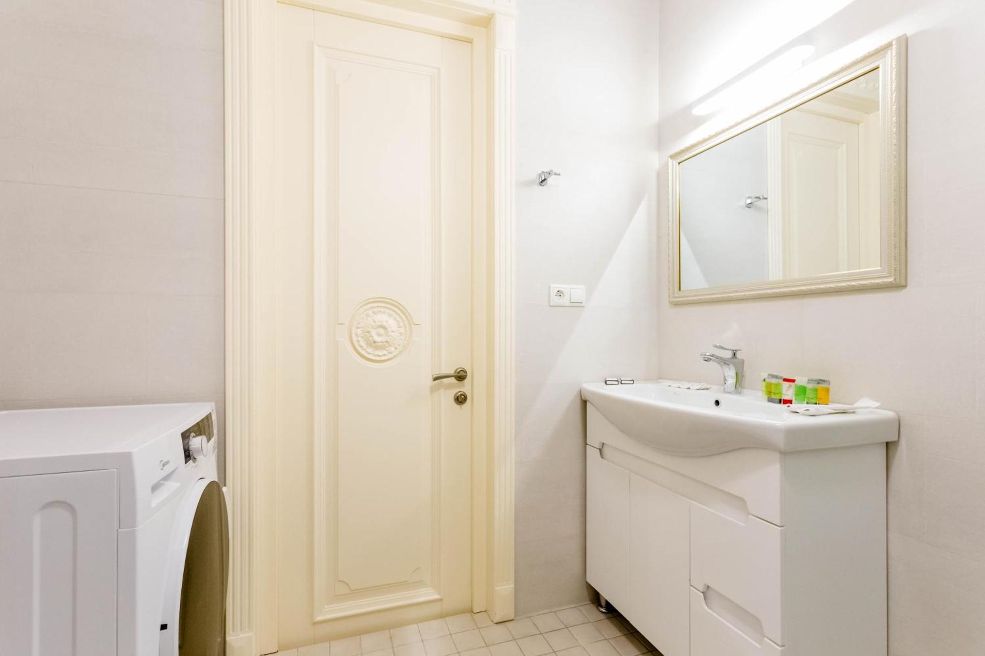 דירות טביליסי Luxury Landing IV מראה חיצוני תמונה